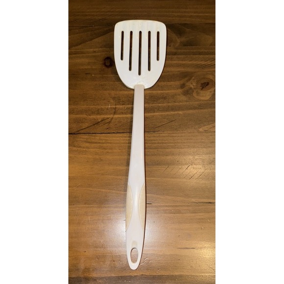 Vintage Melamine Slotted Spatula White 5 Slot Smooth Handle 12"L - Picture 2 of 8